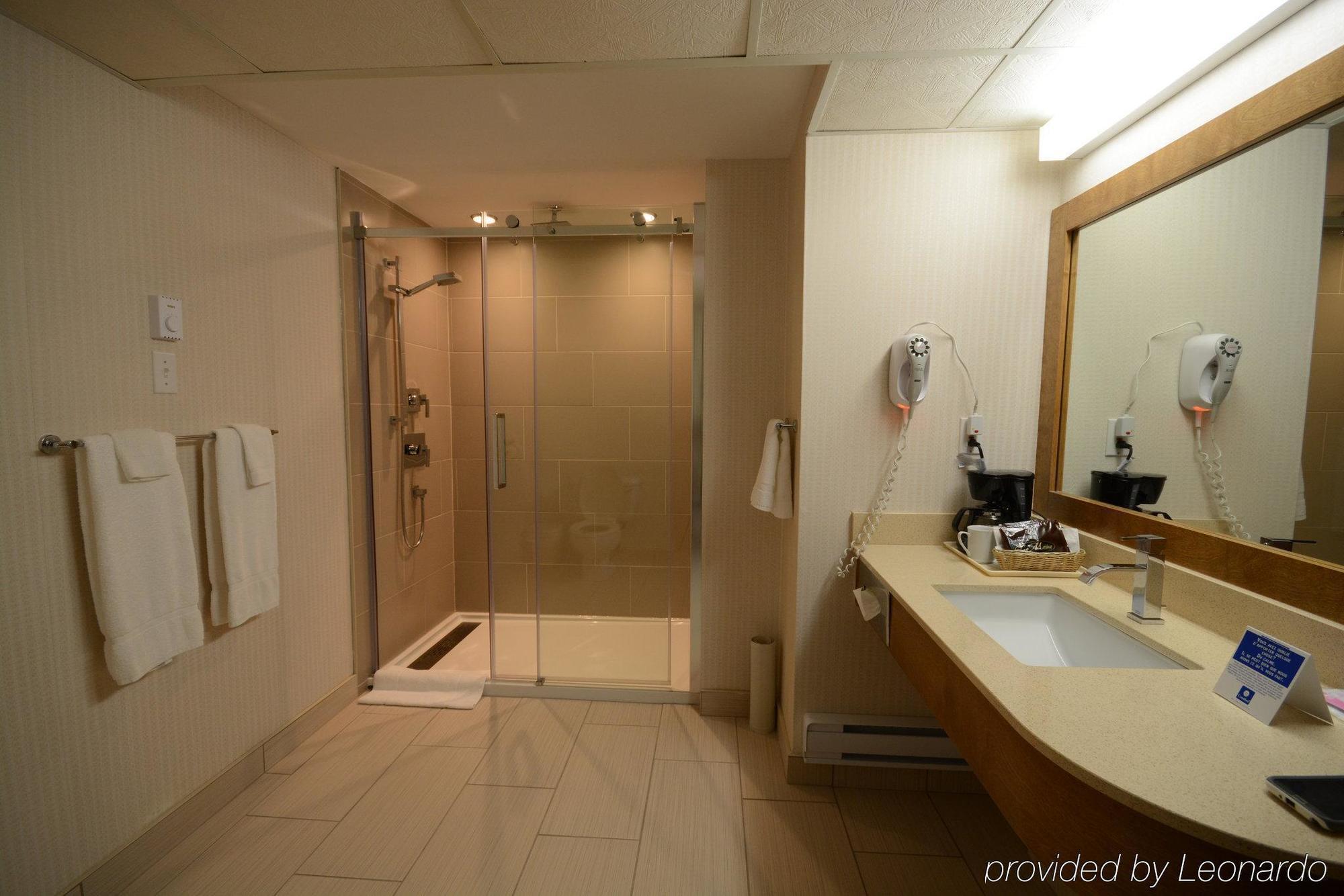 Comfort Inn Mont Laurier Buitenkant foto