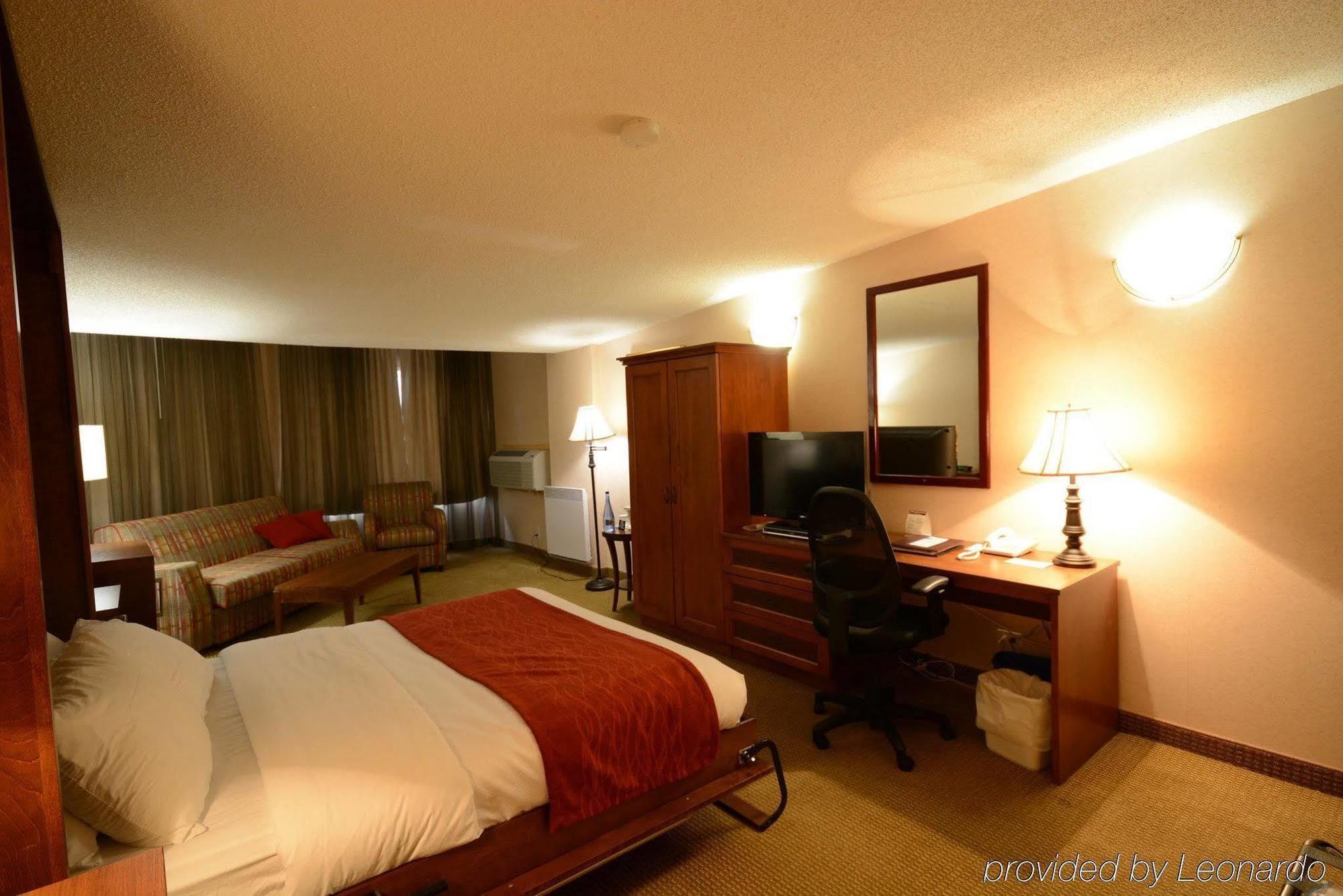 Comfort Inn Mont Laurier Buitenkant foto