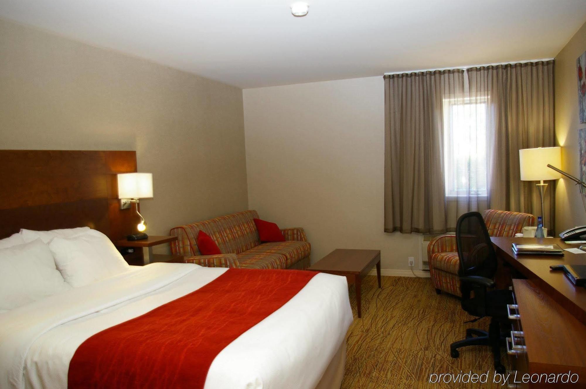 Comfort Inn Mont Laurier Buitenkant foto